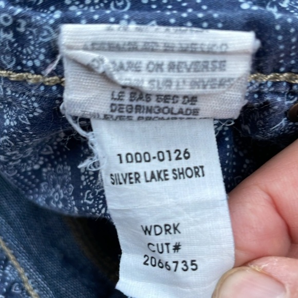 Paige‎ Silver Lake Short Low-Rise Raw Hem shorts - Picture 10 of 11